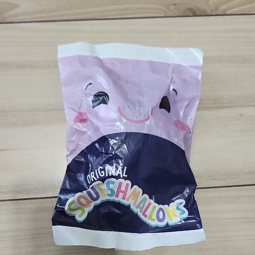 2025 Mcdonalds Squishmallow ZUMIREZ toy Qty1